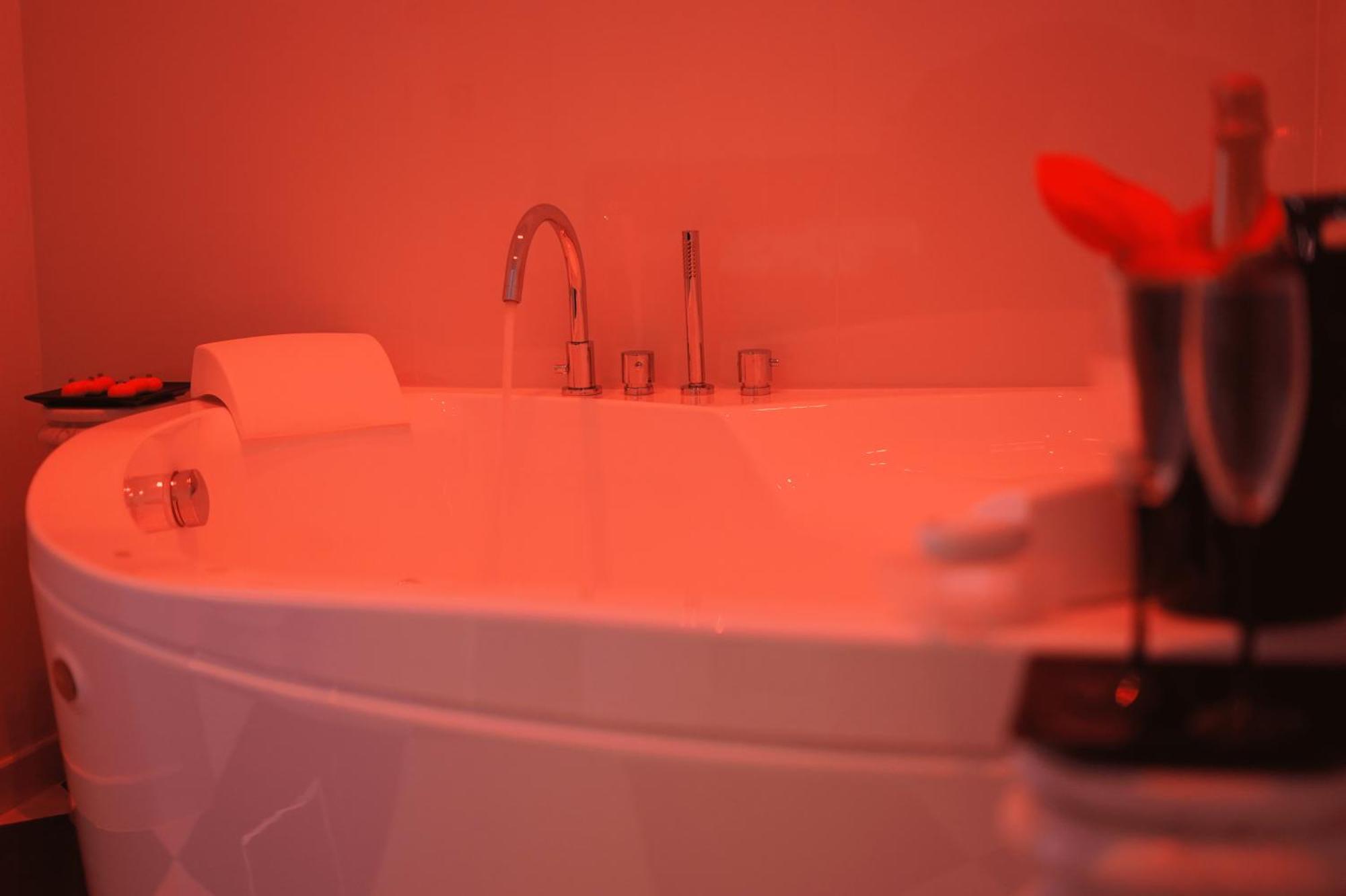מסניה Alchimia Spa & Centro Benessere מראה חיצוני תמונה