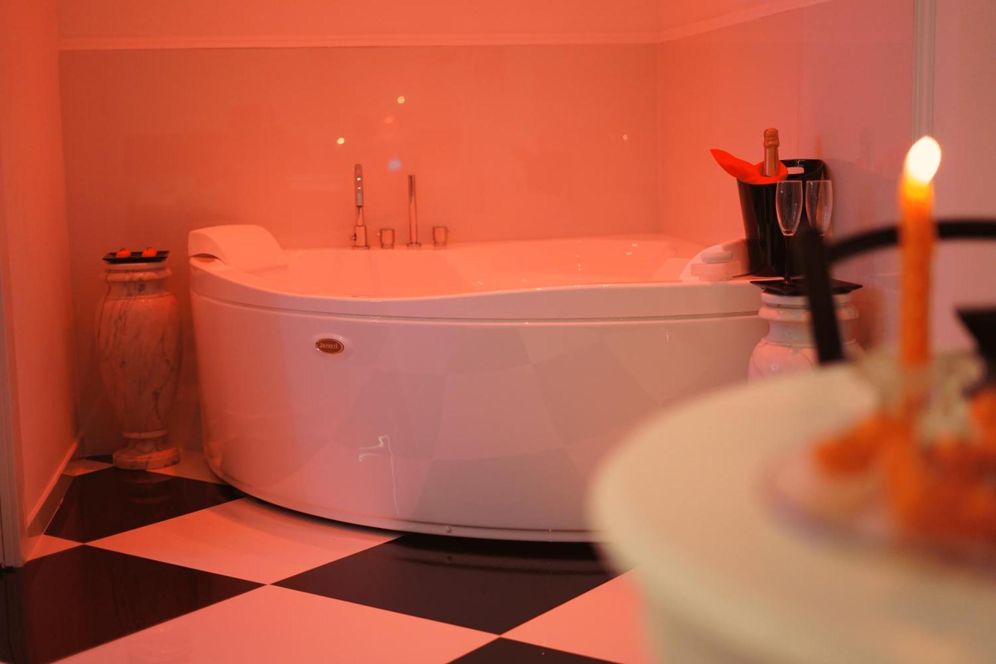 מסניה Alchimia Spa & Centro Benessere מראה חיצוני תמונה